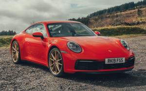 Porsche 911 Carrera S 2019 года (UK)